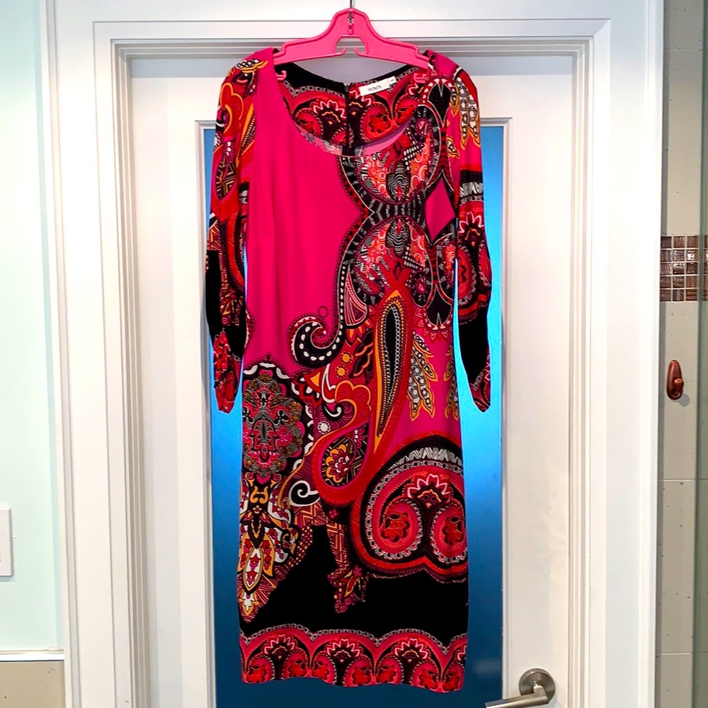 Ricki’s pink paisley 3/4 sleeved knee-length dress, size medium